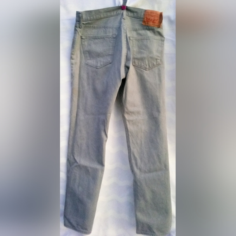 Levi's Light Gray Denim Jeans - Picture 2 of 4